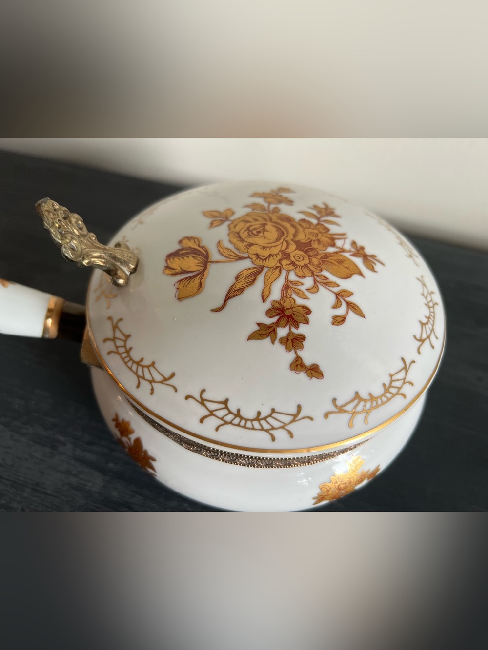 Vintage Hollywood Regency Andrea by Sadek Porcelain Silent Butler Crumb Catcher - Picture 3 of 7